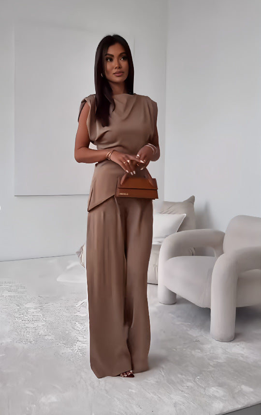 Women's Sleeveless Suit - Slim Irregular Split Top And Straight Pants
