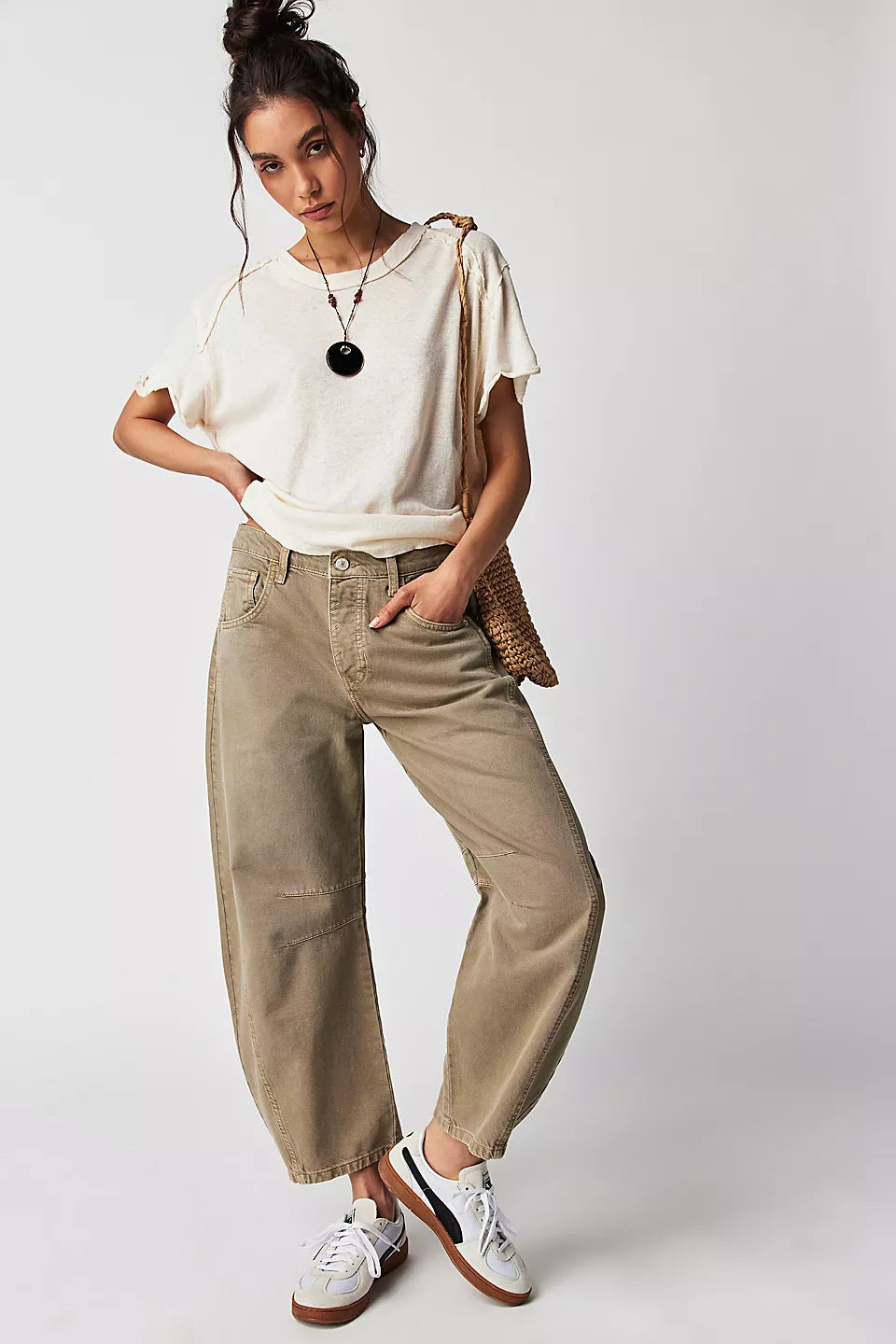 High-Stretch Mid-Rise Barrel Jeans – Women’s Casual Wide-Leg Denim
