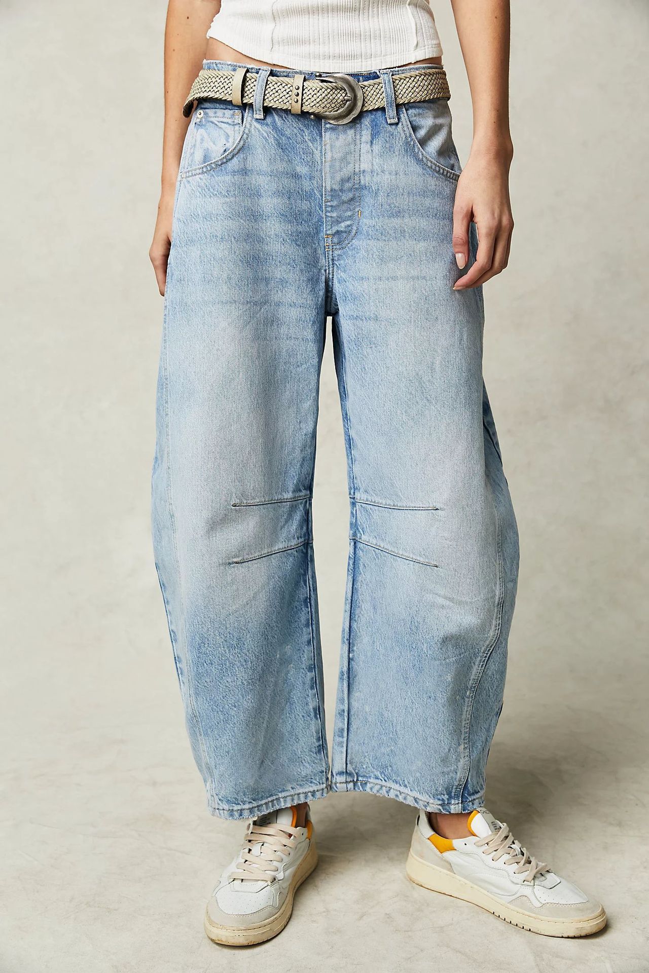 High-Stretch Mid-Rise Barrel Jeans – Women’s Casual Wide-Leg Denim