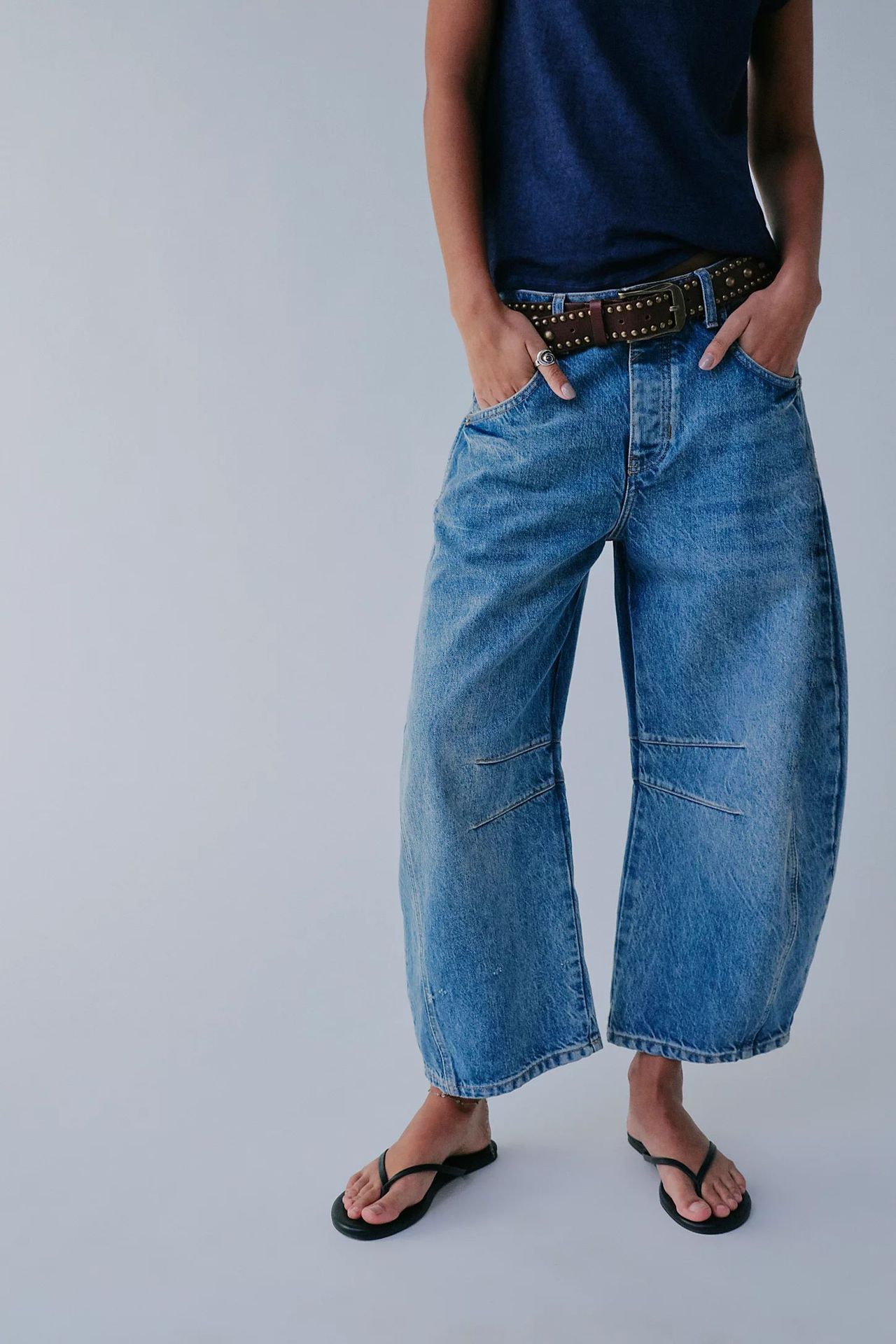 High-Stretch Mid-Rise Barrel Jeans – Women’s Casual Wide-Leg Denim