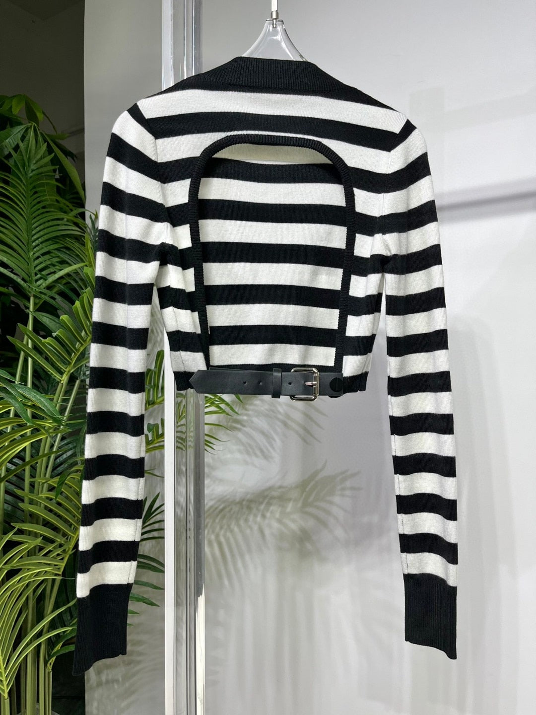 Casual New Women’s High-Quality Striped Backless Wool Jumper – Chic Sweater - Mammalook