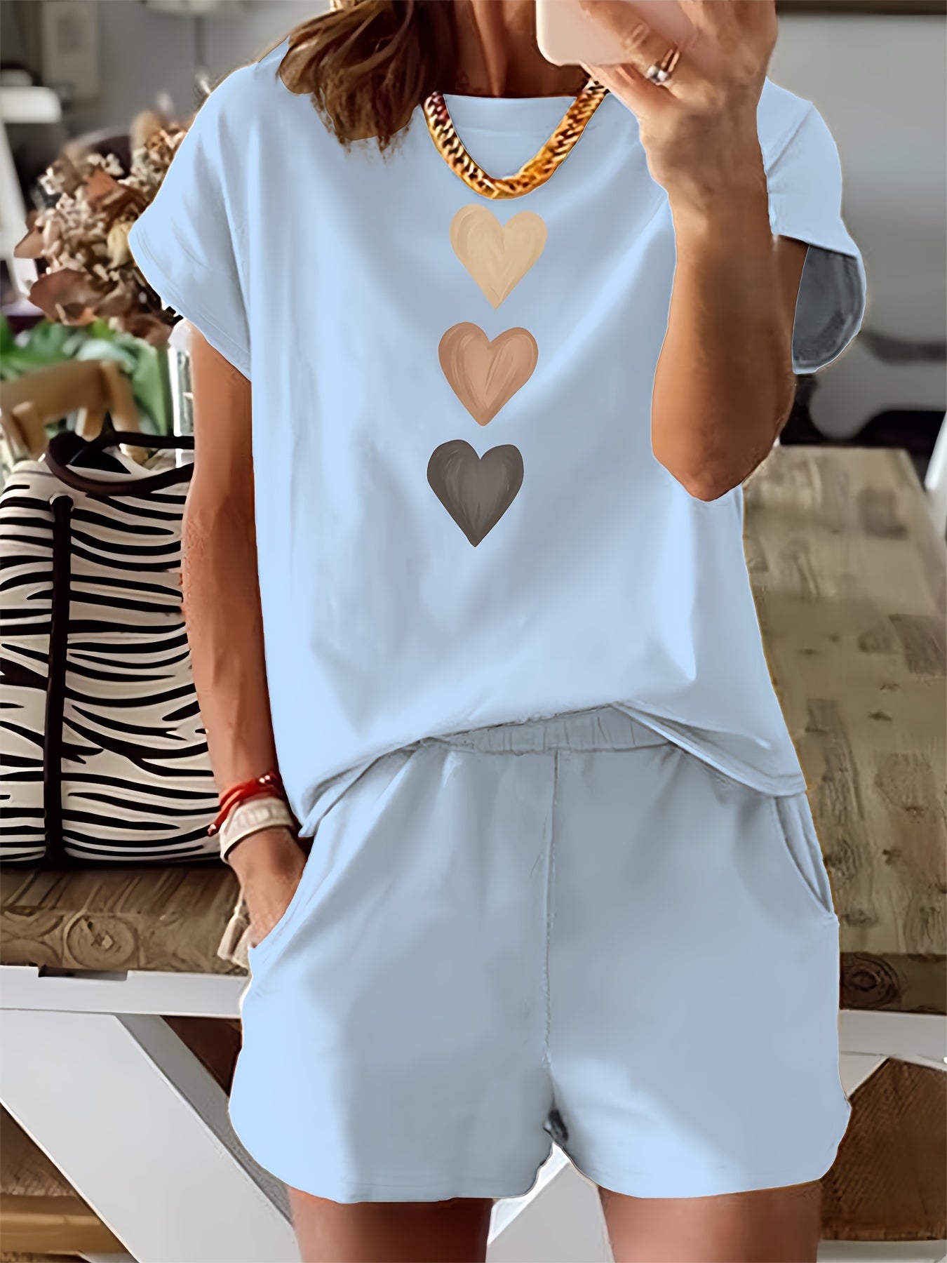 Heart Print Casual Two Piece Set, Crew Neck Short Sleeve T-shirt & Elastic Waist Slant Pocket Shorts Outfits, Women's Clothing - Mammalook
