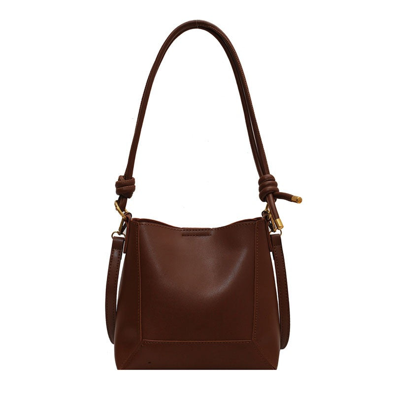 Fashionable Large Capacity Simple One Shoulder Crossbody Bag Retro Texture Bucket Bag Women's Bag - Mammalook