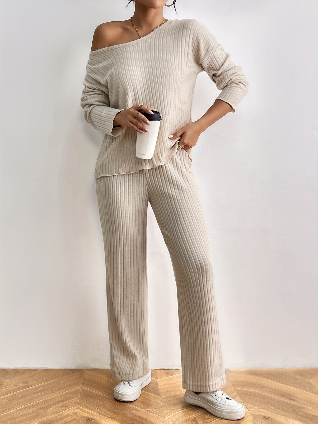 Women's Casual Ribbed Two-Piece Set: V-Neck Long Sleeve Top & Pants - Mammalook