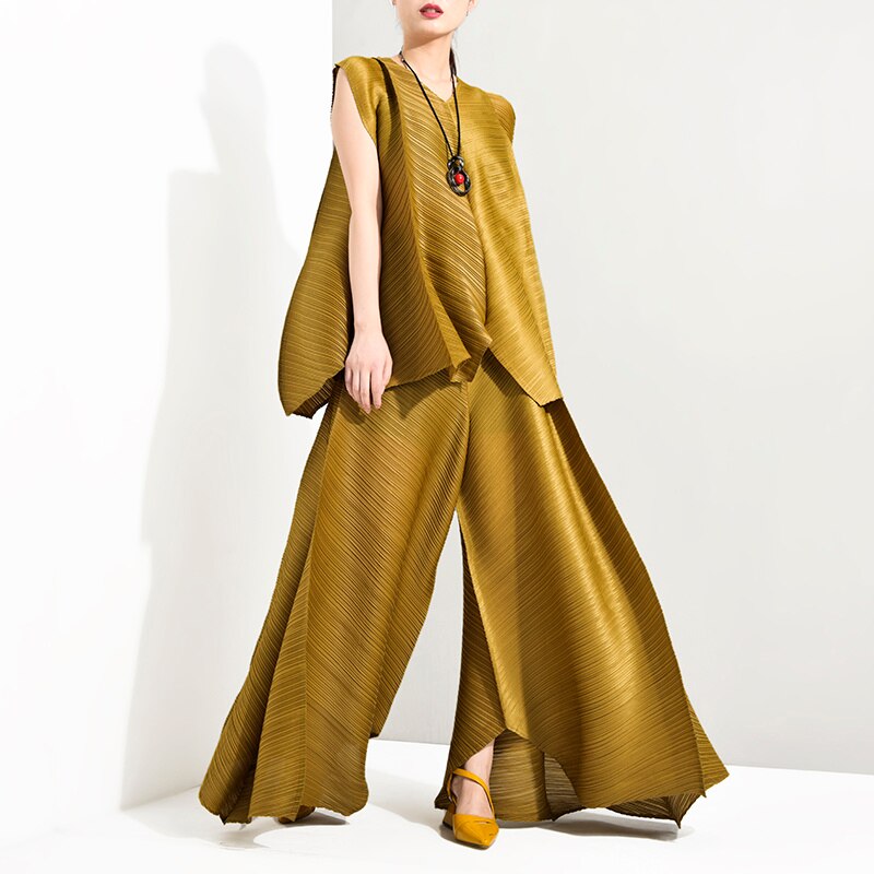 Summer New Temperament Women Loose Casual Pleated Sleeveless Vest Loose Wide Leg Pants Sets Female Fashion - Mammalook