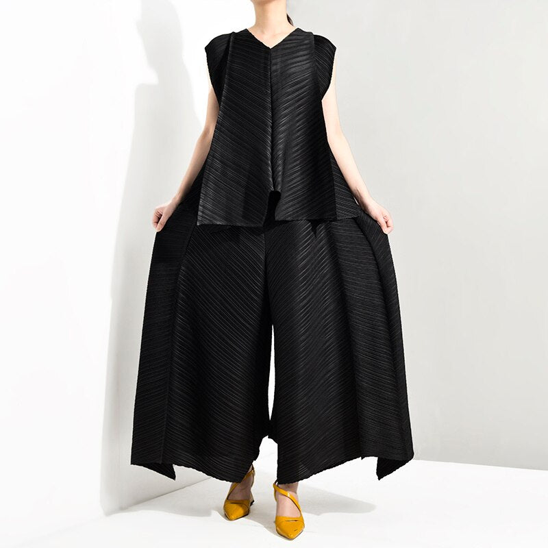 Summer New Temperament Women Loose Casual Pleated Sleeveless Vest Loose Wide Leg Pants Sets Female Fashion - Mammalook