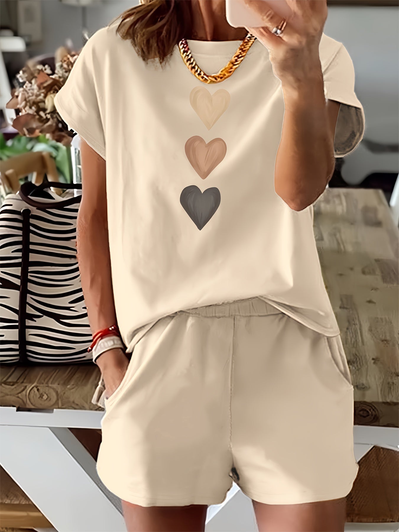 Heart Print Casual Two Piece Set, Crew Neck Short Sleeve T-shirt & Elastic Waist Slant Pocket Shorts Outfits, Women's Clothing - Mammalook