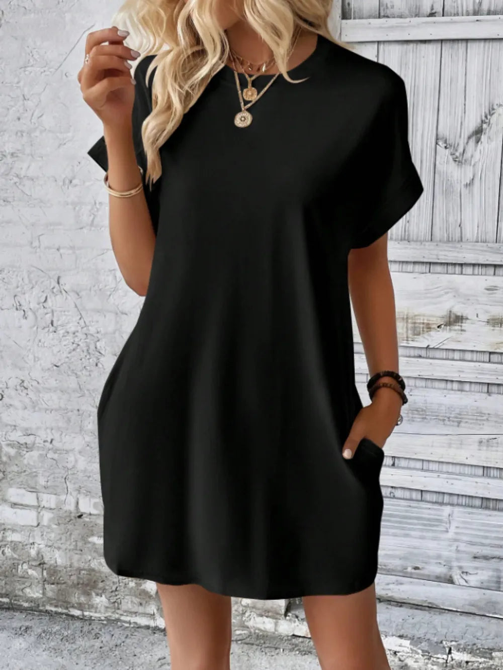 Women's outer round neck pocket short sleeved dress