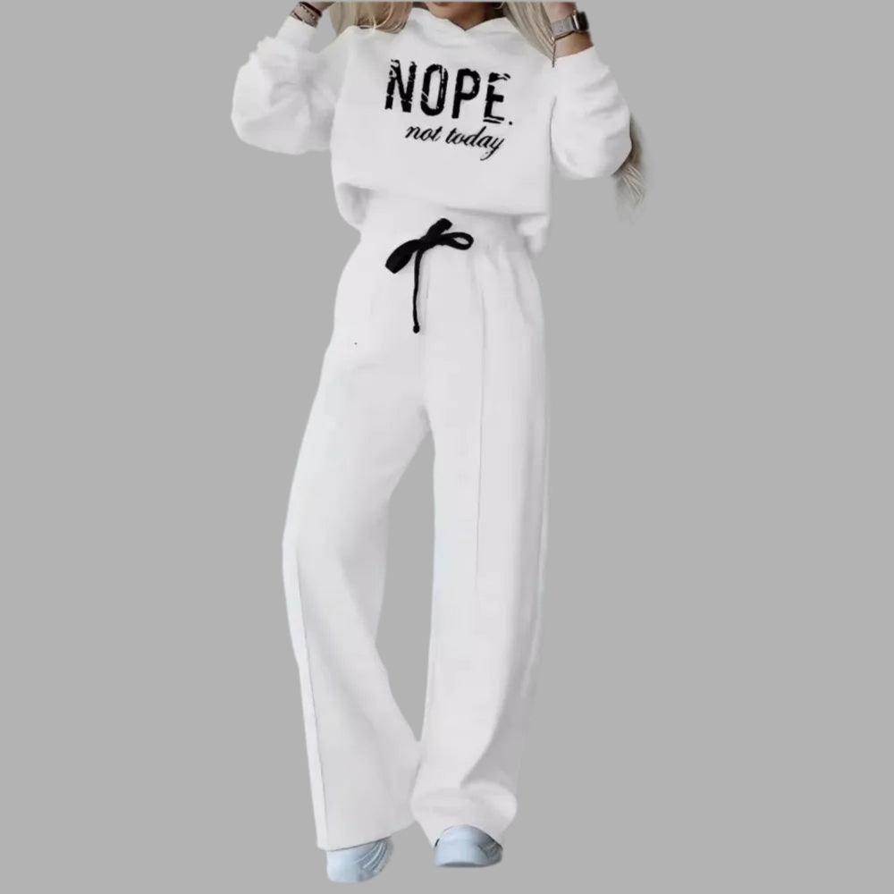Hooded Sports Suit: 2-Piece Set with Thick Sweatshirt and Jogging Pants