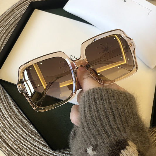 Retro large frame sunglasses for women with personalized internet celebrities, big face, slimming sunglasses, UV resistant plain glasses - Mammalook