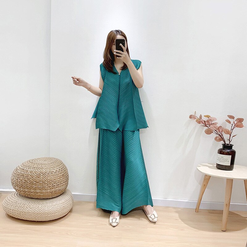 Summer New Temperament Women Loose Casual Pleated Sleeveless Vest Loose Wide Leg Pants Sets Female Fashion - Mammalook
