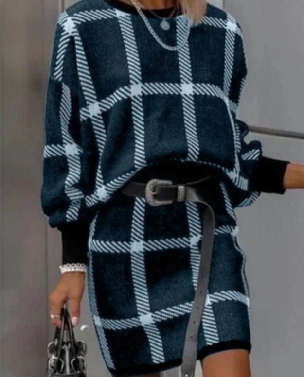 Round necked plaid pullover long sleeved woolen short skirt set of two pieces - Mammalook