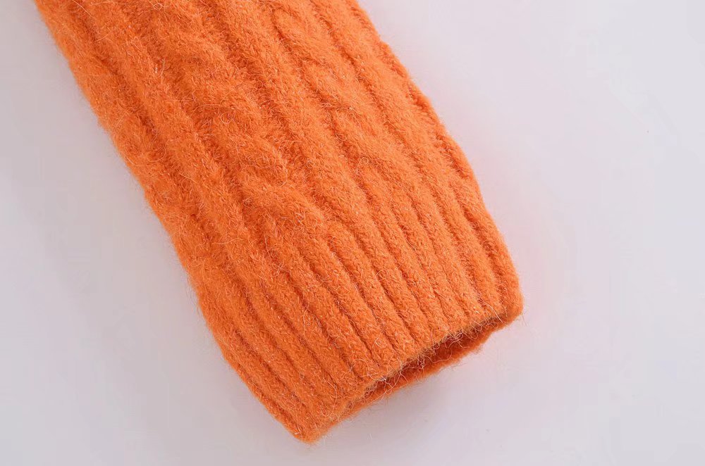 Loose and Thin Short High Neck Pullover Sweater - Mammalook