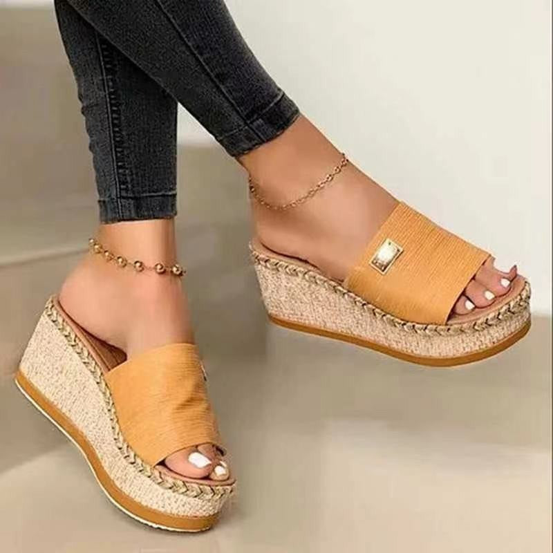 Women's sandals, casual sponge cake, sloping heels, and wearing sandals outside - Mammalook