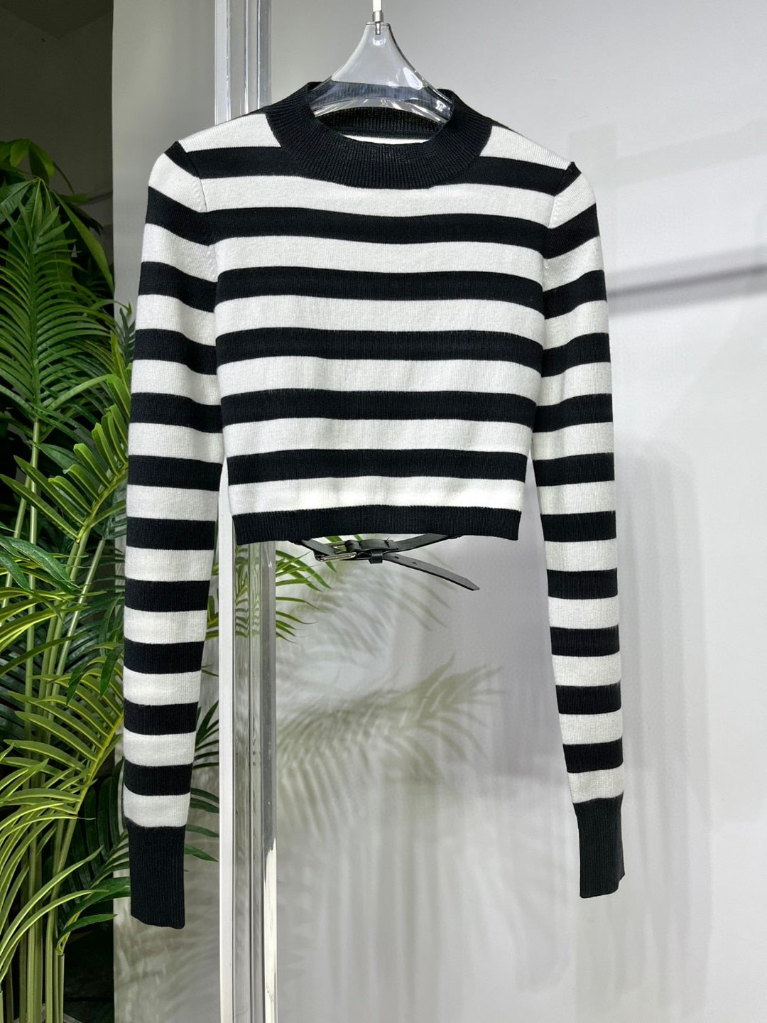 Casual New Women’s High-Quality Striped Backless Wool Jumper – Chic Sweater - Mammalook