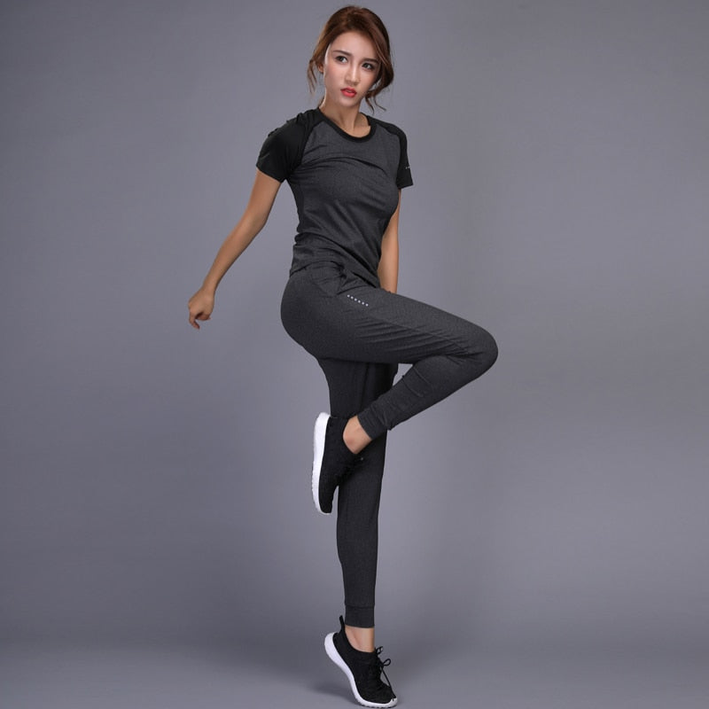 Women's sportswear Yoga Sets Jogging Clothes Gym Workout Fitness Training Yoga Sports T-Shirts+Pants Running Clothing Suit - Mammalook