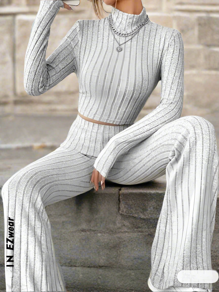 Stand Collar Navel T-shirt and Trumpet pants