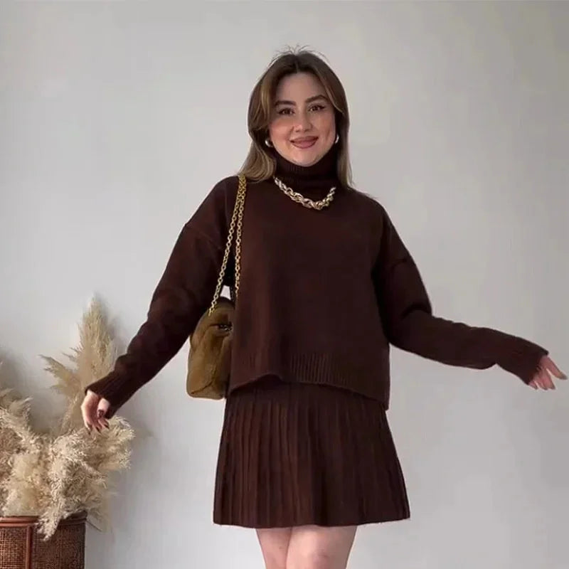 Turtleneck Knit Pullover Set: Women’s Long-Sleeve Sweater with Pleated Mini Skirt