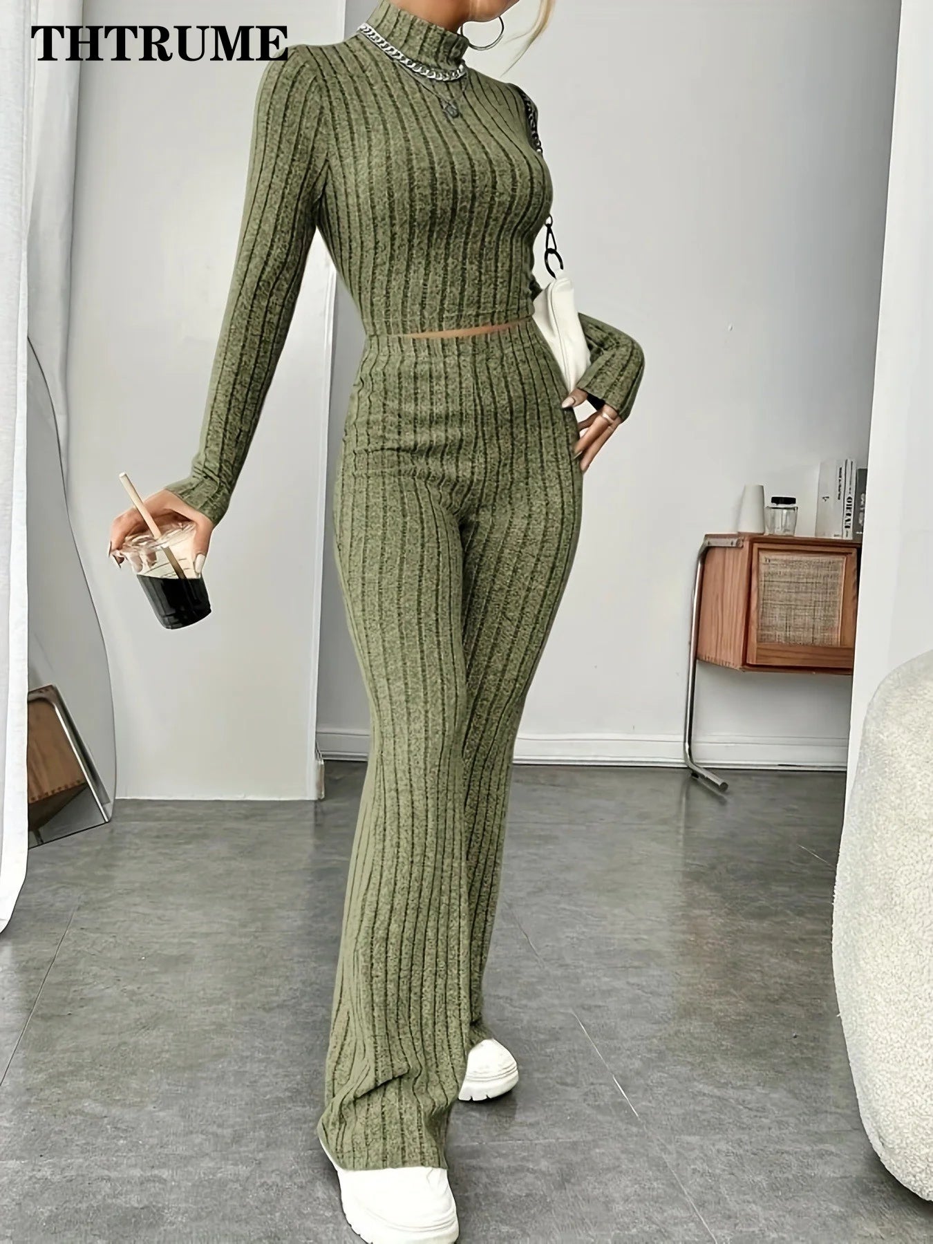 Two Piece Set - Round Neck Tops Loose Pants