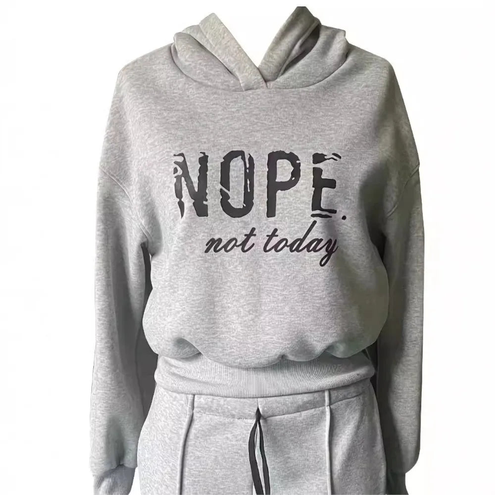 Hooded Sports Suit: 2-Piece Set with Thick Sweatshirt and Jogging Pants