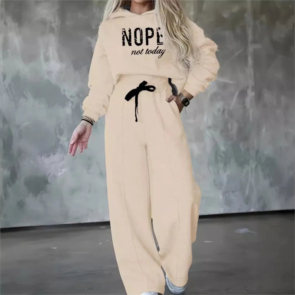 Hooded Sports Suit: 2-Piece Set with Thick Sweatshirt and Jogging Pants