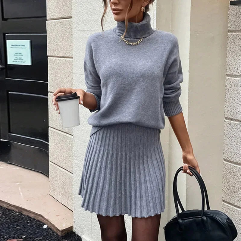 Turtleneck Knit Pullover Set: Women’s Long-Sleeve Sweater with Pleated Mini Skirt