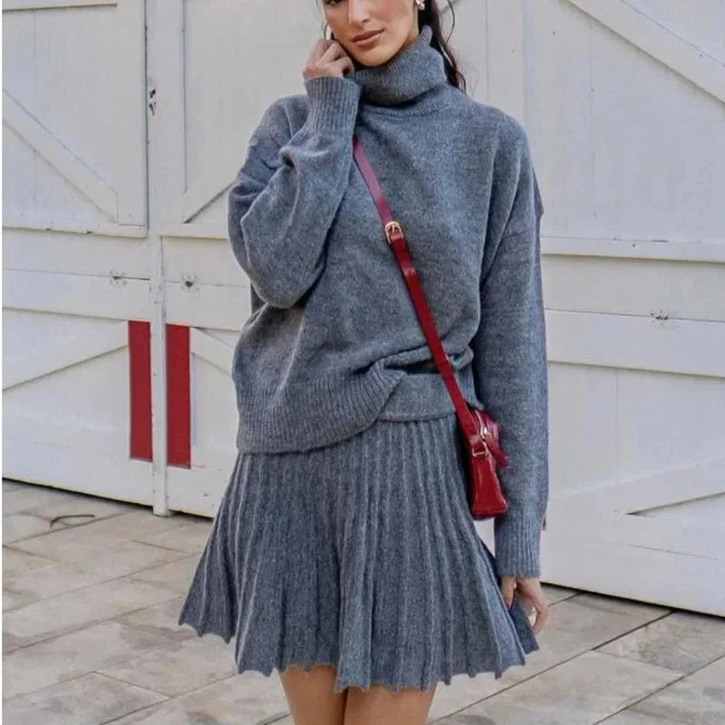 Turtleneck Knit Pullover Set: Women’s Long-Sleeve Sweater with Pleated Mini Skirt