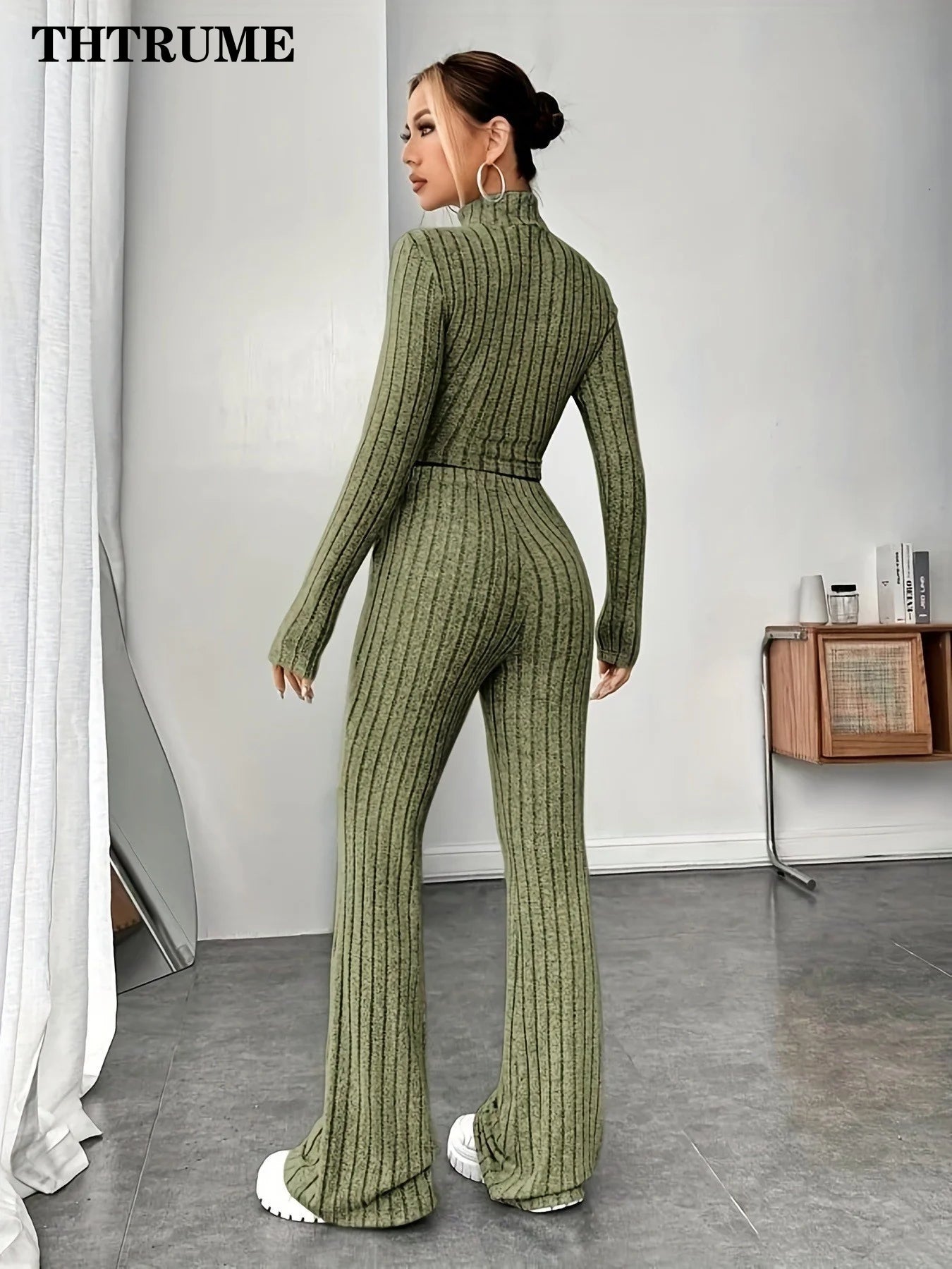 Two Piece Set - Round Neck Tops Loose Pants