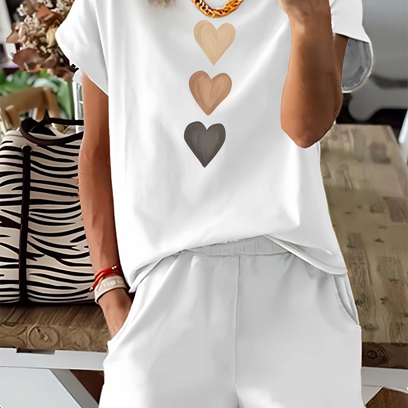 Heart Print Casual Two Piece Set, Crew Neck Short Sleeve T-shirt & Elastic Waist Slant Pocket Shorts Outfits, Women's Clothing - Mammalook
