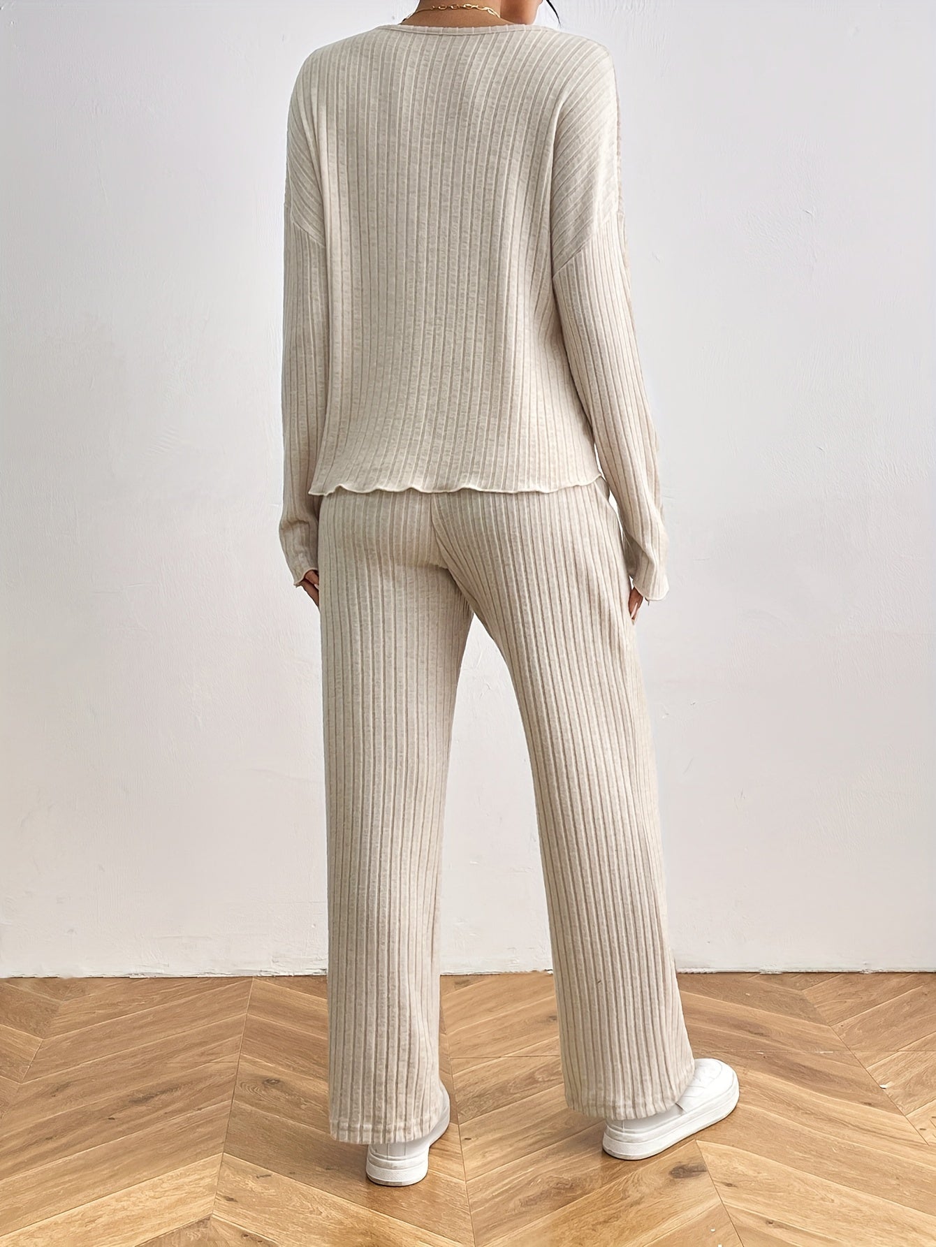Women's Casual Ribbed Two-Piece Set: V-Neck Long Sleeve Top & Pants - Mammalook